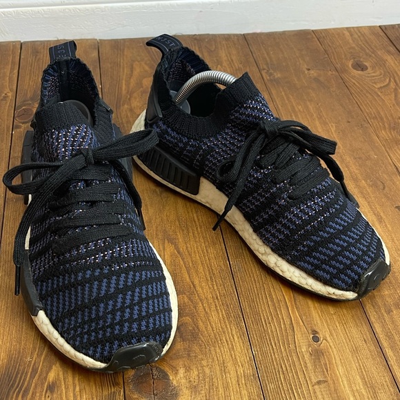 nmd_r1 stlt primeknit shoes womens
